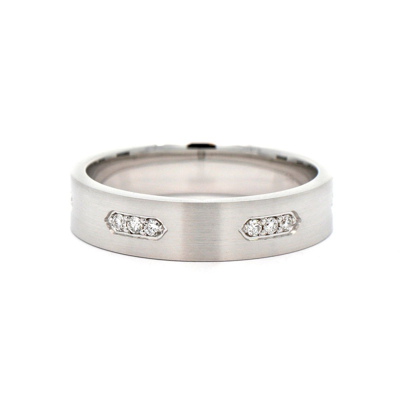 14K White Gold Triple Diamond Brushed Band