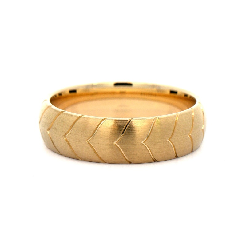 14K Yellow Gold Shell Apex Engraved Satin Band