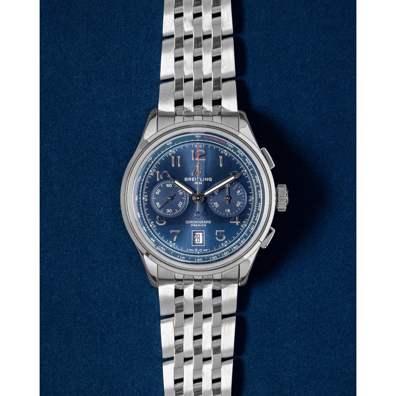 Breitling B011Chronographh422AB0145